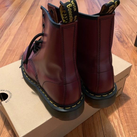 Dr. Martens 1460 boots - Picture 5 of 5